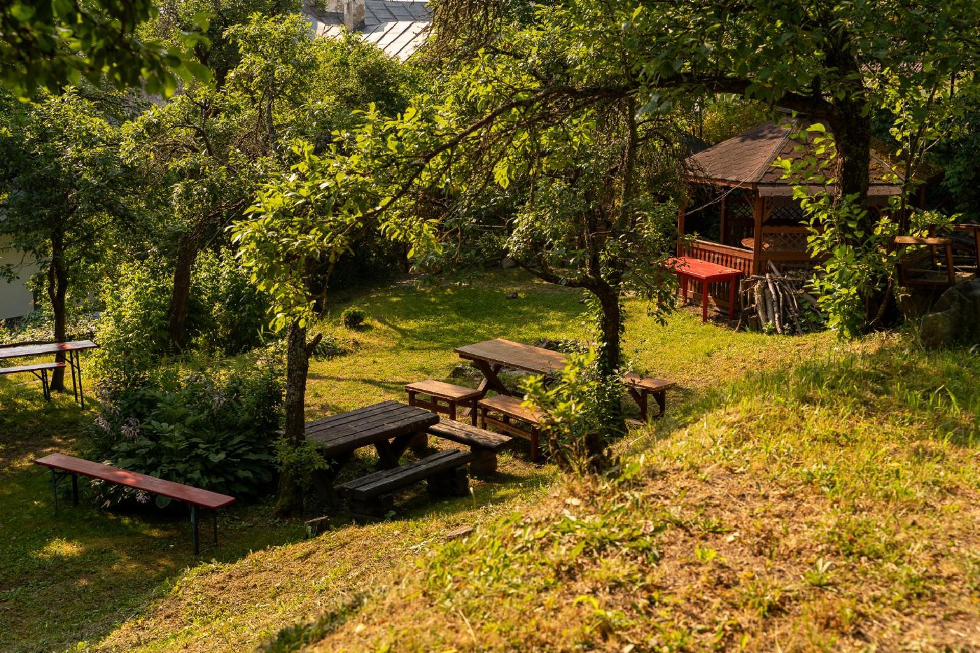 Penzion Prijemny Oddych Banska Stiavnica Ngoại thất bức ảnh